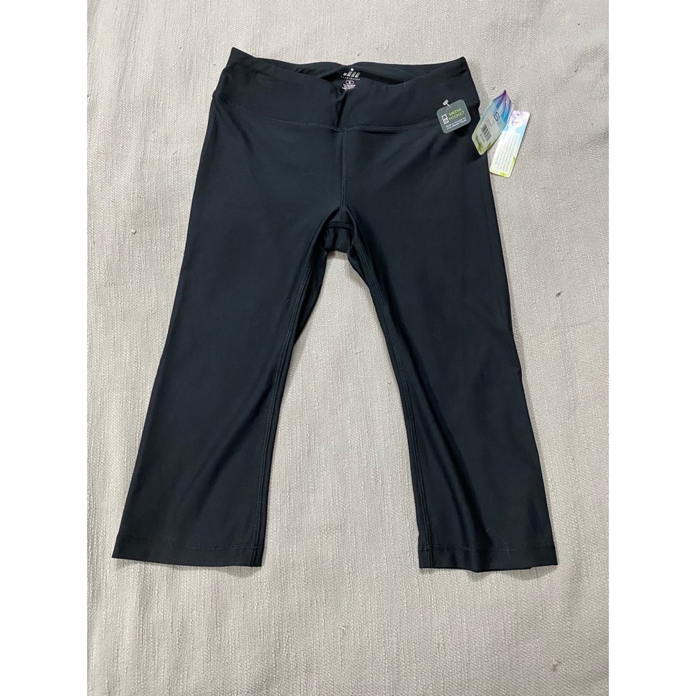 Wide leg cropped leggings